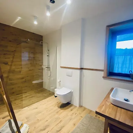 شقة Roztoki Four Seasons Witów